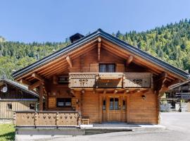 Le Cosy, Ardent Montriond, ski aux pieds，位于蒙特里永的木屋