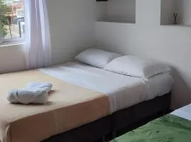 GURUS FR | Apto cerca al centro, UTP, terminal