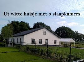 Ut witte huisje，位于Venhorst的别墅