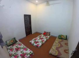 Madina Town Girls Hostel，位于费萨拉巴德的青旅