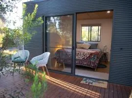 Island Alive Guest House