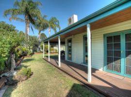 Wandew - Echuca Holiday Homes，位于伊丘卡的酒店