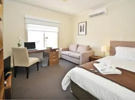 4C- Executive Rooms in Brunswick