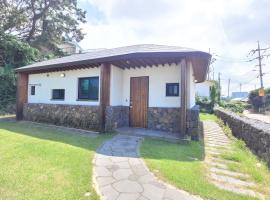 Joohane Jejudo House，位于济州市的酒店