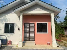 Homestay Kak soh 2 at Kampung Kalai Jeli Kelantan，位于Jeli的酒店