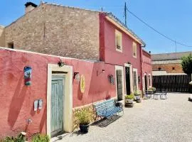 6 Bed House Sleeps 12 - Pool Hot Tub Fireplace