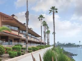 Beautiful Resort in Harbortown Point ST near Marina Park，位于文图拉的酒店