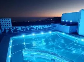 ALOELUX VILLA !! - Private Villa with POOL , jacuzzi, cinema, massage ,wonderful view, art desing villa