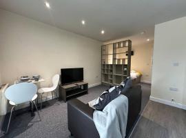 Studio Flat in Bolton，位于博尔顿的酒店