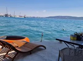 Sea House Kastilac
