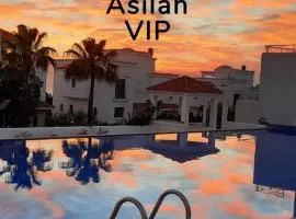 Asilah VIP ----- Luxury living ---- Sea View ------Access to 2 pools -----5 minutes From Thee Beach ---NETFLIX-----Private Parking --------------------------------------------Vida de Lujo ---- Vistas al mar --- Acceso a 2 Piscinas --- a 5 minutos de playa