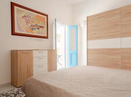 Room 2 min walk from Mdina Townhouse，位于拉巴特的酒店