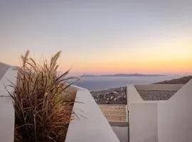 Blu Dot Tinos