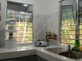 Seabreeze Guesthouse，位于Calape的酒店