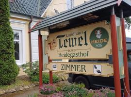 Landhaus Tewel Hotel mit Restaurant，位于Tewel的酒店