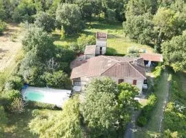 Maison de maître XVIIIème avec piscine chauffée