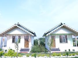 Queen of Dooars Eco Resort，位于Chālsa Mahābāri的酒店