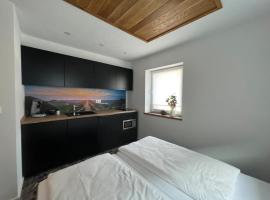 Doppelzimmer im Fachwerkhaus，位于Döckingen的酒店