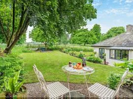 2 Bed in Richmond 94752