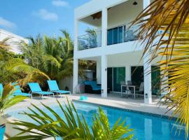 Modern villas at Grace Bay, Turks and Caicos Islands，位于Long Bay Hills的公寓式酒店