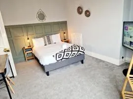 West Beck House Newcastle - Spacious Double Room