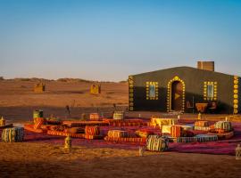 Sahara Luxury Camp M'hamid，位于Mhamid的酒店