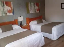 Hotel Suites El Paseo