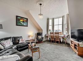 3 Bed in Loch Lomond 92735，位于海伦斯堡的酒店