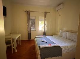 Bar Restaurant Hotel Gysi，位于Klos的酒店