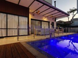 Royal Water Villa，位于Kiryat Ekron的民宿