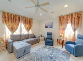 Waterfront Crystal Coast Vacation Rental Getaway!，位于莫尔黑德城的酒店