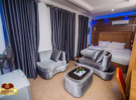 Motfam Suites，位于Ikorodu的酒店