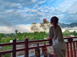 Vang Vieng Hana River View Hotel & Travel