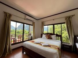 Vang Vieng Hana Mountainview Hotel & Travel，位于万荣的酒店