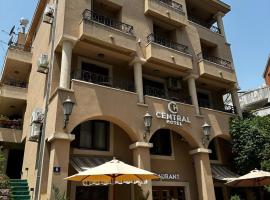 CENTRAL HOTEL-Budva，位于布德瓦的宠物友好酒店