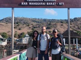 Khalisa Komodo Homestay，位于Komodo的酒店