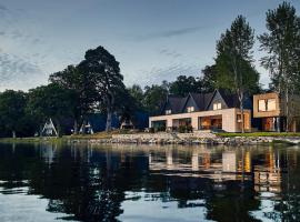 洛肯德小木屋假日公园，位于门蒂斯港的酒店