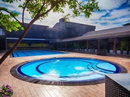 The Full Moon Hotel Katunayake，位于卡图纳耶克班达拉奈克国际机场 - CMB附近的酒店