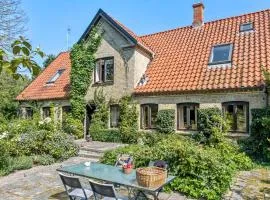 4 Bedroom Lovely Home In Horslunde