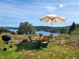 Amazing Home In Munkedal With House Sea View，位于蒙克达尔的酒店