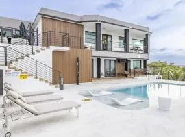 Blue Malibu Home in Camuy