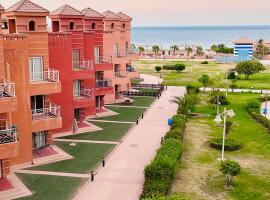 Porto Sokhna Water Front Family Chalets Vip，位于艾因苏赫纳的公寓式酒店