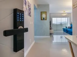 Encantador Apartamento 100m da Praia com vista mar