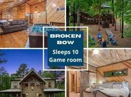 Broken Bow Beauty! King Suite, Hot Tub, Arcade, Wraparound Porch