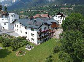 Landhaus Zangerl - Kobelerhof，位于兰德埃克的酒店