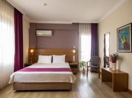 Siriusmi Hotel，位于切什梅的酒店