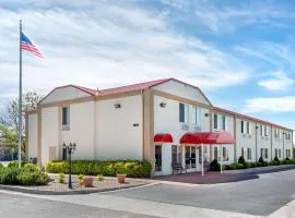 Econo Lodge Colorado Springs near Airport