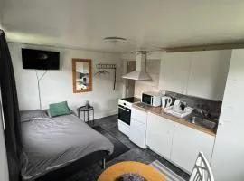 Apartment nr 1 with shared bathroom in Kiruna C - Paradise Lapland