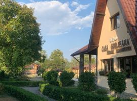 Casa Gorjeana Complex Agroturistic，位于Peştişani的酒店