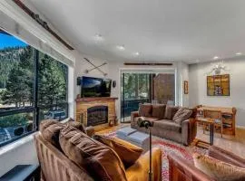 Palisades Condo - Walk to Ski Lift!